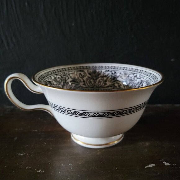 Vintage Wedgwood Florentine Black Dragon Design Bone China Teacup With Gold Trim